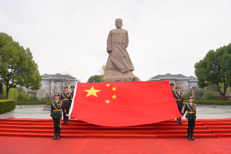 南京晓庄学院举行 “国旗下讲话...